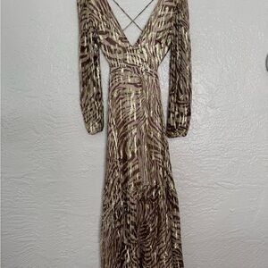 Sexy Low Back Nasty Gal Gold Animal Print Long Sleeve Dress